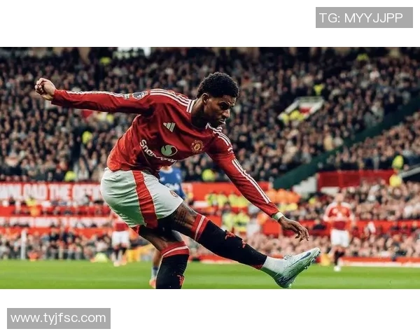 拉什福德领衔曼联新赛季挑战，期待带队重返巅峰荣耀之路