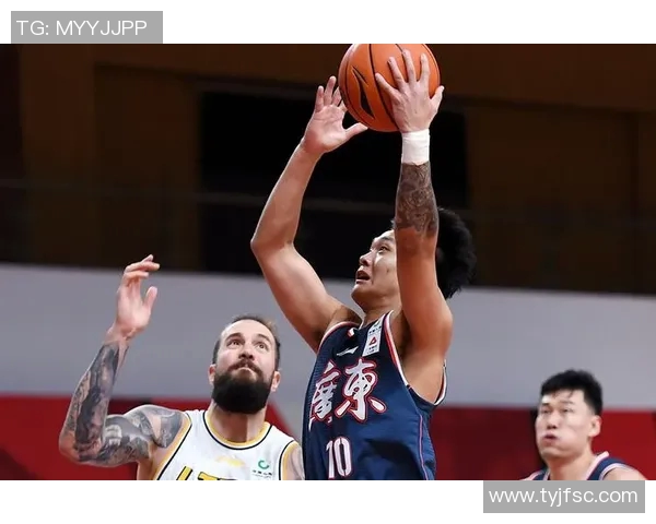 广东宏远迎战葡萄牙篮球队期待一场精彩对决展现实力与风采