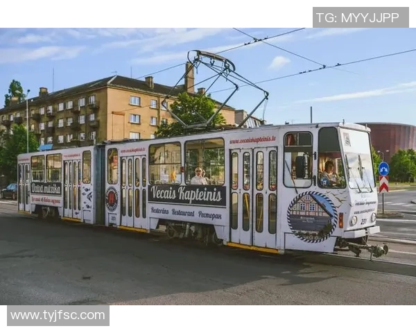 里加与利耶帕亚的较量：波罗的海城市的足球魅力与历史对比