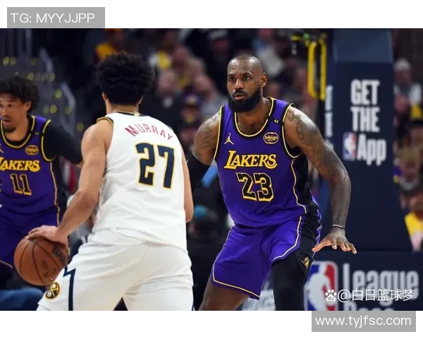 湖人队与雷霆队历史交锋战绩分析及近期表现对比