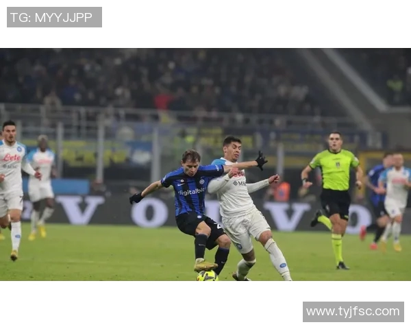 国米与埃因霍温激战欧冠小组赛争夺晋级希望