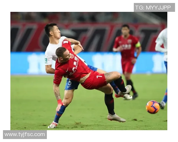 鲁能与上港精彩对决集锦回顾赛场瞬间尽显足球魅力与激情 鲁能与上港精彩对决集锦回顾赛场瞬间尽显足球魅力与激情