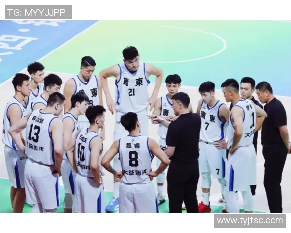 宏远与北京2020年半决赛激战回顾：巅峰对决的精彩瞬间与战术分析