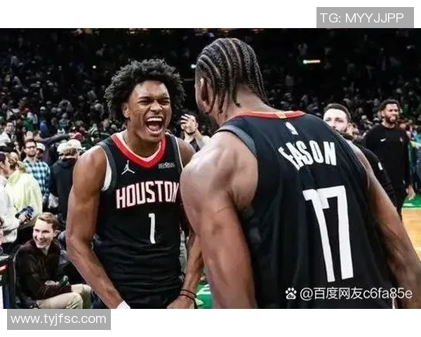 火箭队与湖人队四月对决精彩回顾与赛季展望分析